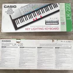 Casio LK - 220 61 - Key Lighted Note Portable Keyboard 
