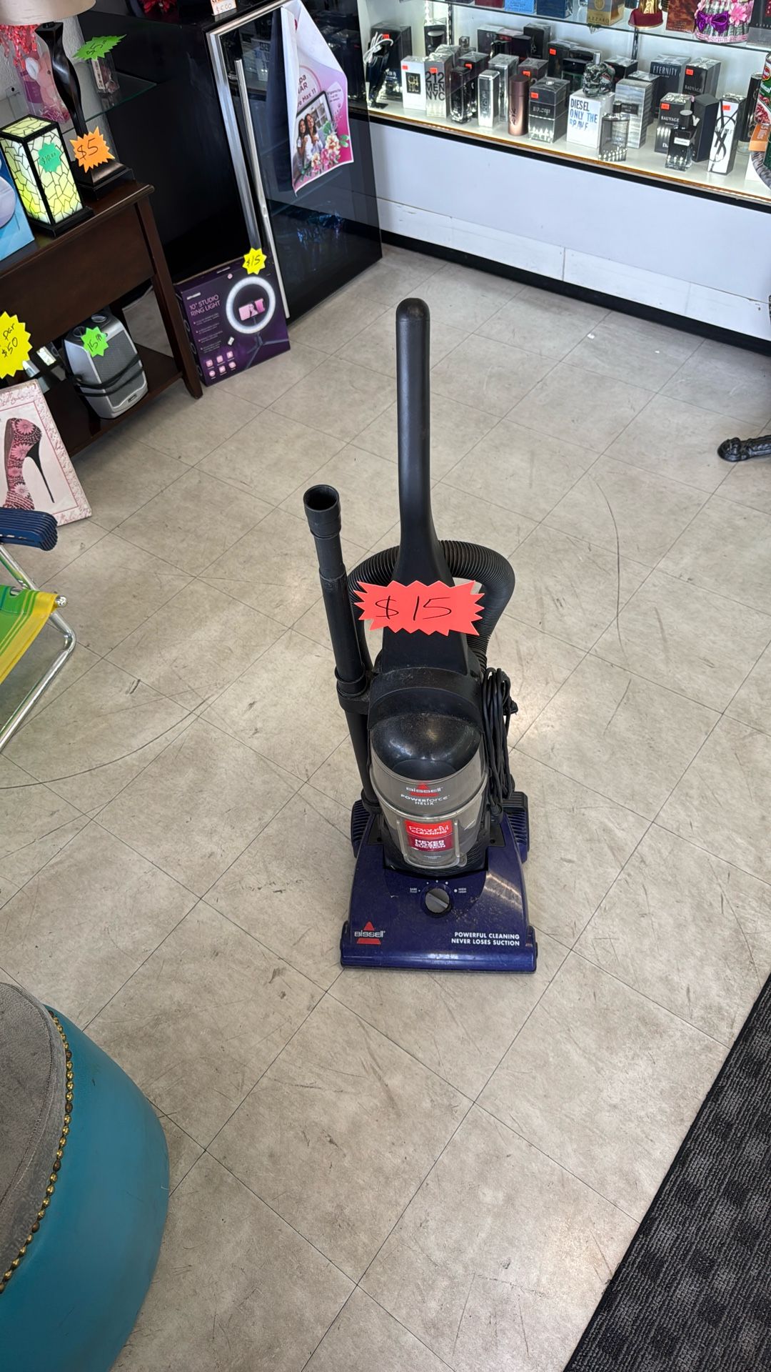 Bissell PowerForce Helix vacuum cleaner $15