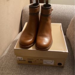 Michael Kors Boots