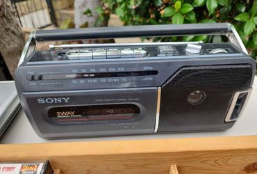 Sony CFM-140II Portable Radio AM/FM Cassette Corder Player 2 Way Speaker System