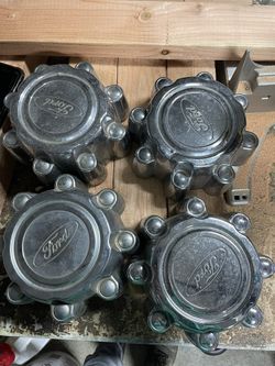Ford F250 F350 Excursion Wheel Caps