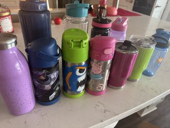 plates cups drinkware dinnerware mugs 