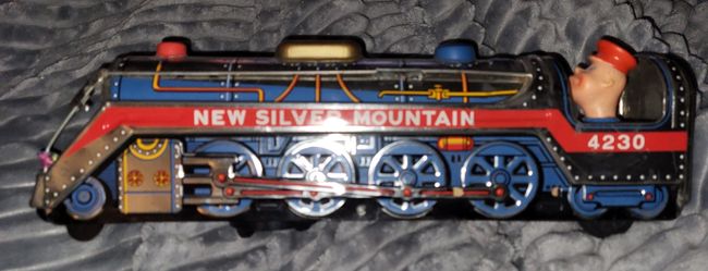 Modern Toys New Silver Mountain Train Vintage