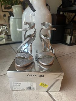 Silver ankle straps - Gianni Bini