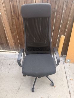 MARKUS Office chair, Vissle dark gray
