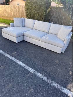 Crate and Barrel Sectional Couch sofa