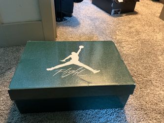 Air Jordan 4 retro oxidized green size 9