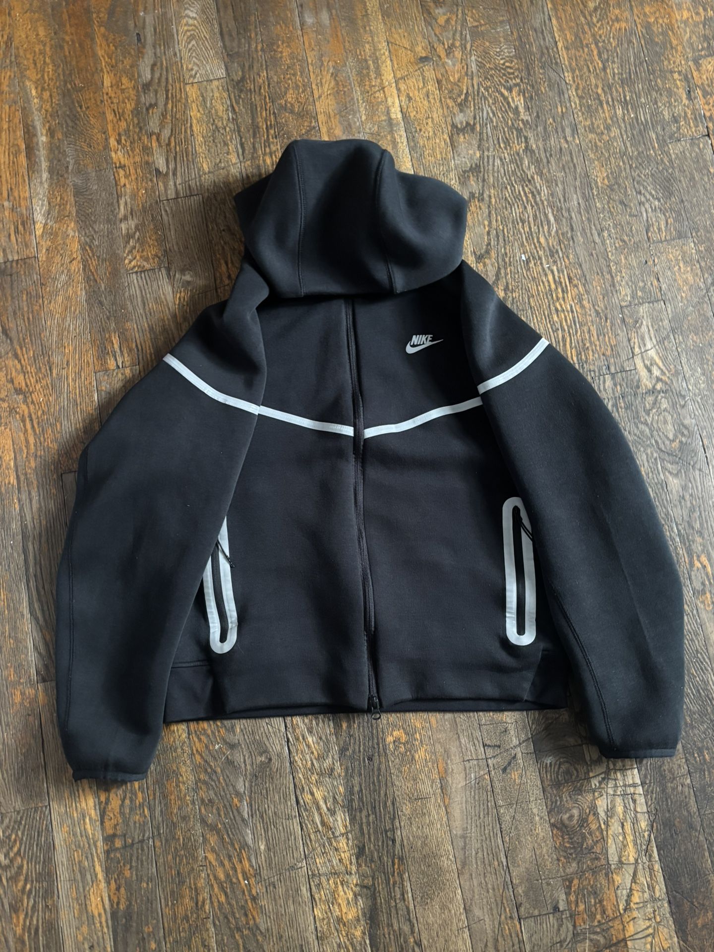 Nike Tech Size Large Fits Like A Size Small