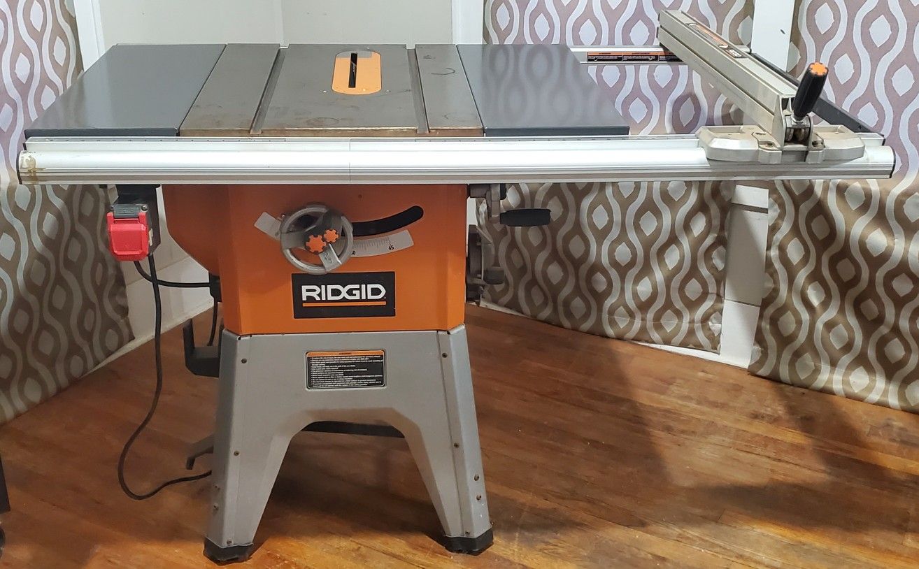 Ridgid Table Saw