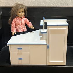 American Girl Mia Bedroom Furniture Bed Desk with Mattress Closet Drawers Mirror