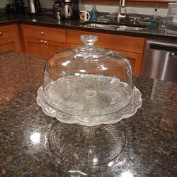 Special Cake Plater With Glass Cover