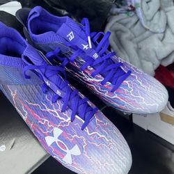 Under Armour Jj Blurr Verse Size 10.5 Cleats 