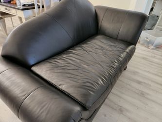 Stylish Genuine Leather Sofa