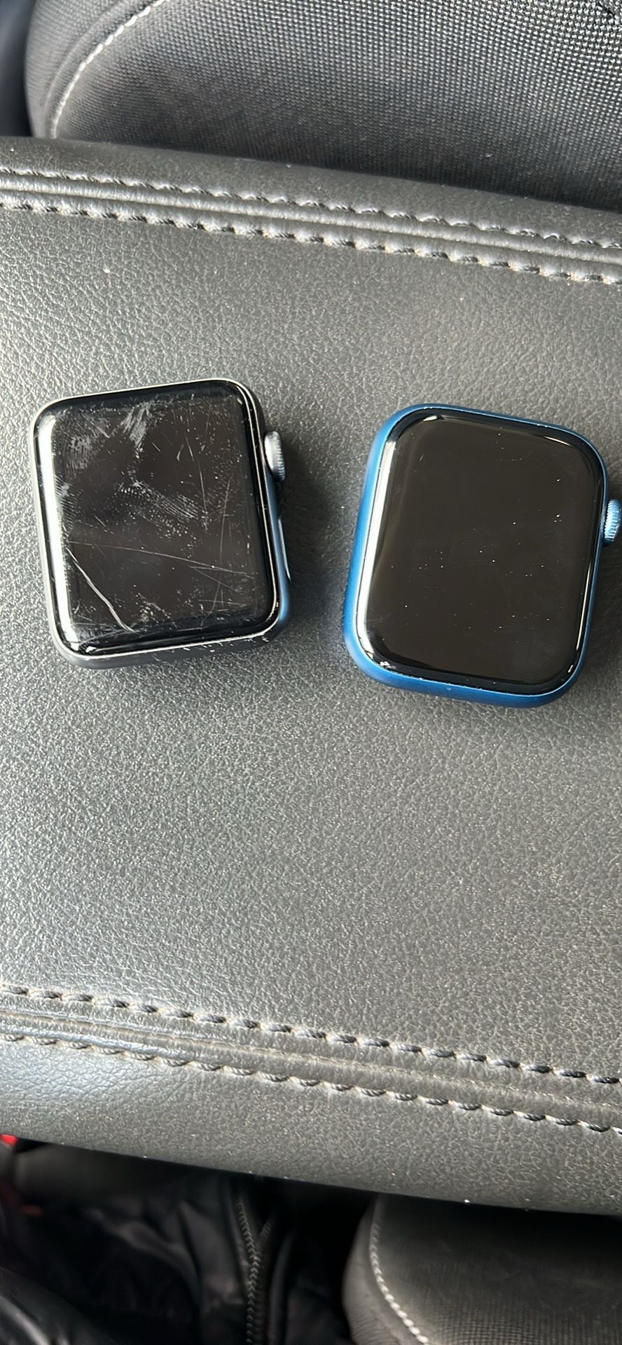 Apple Watch Series 4 And Apple Watch Series 7