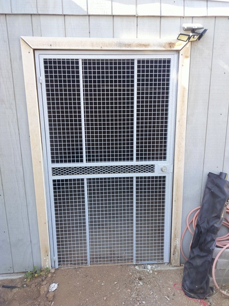 Security Gate With Key (Apache Junction)