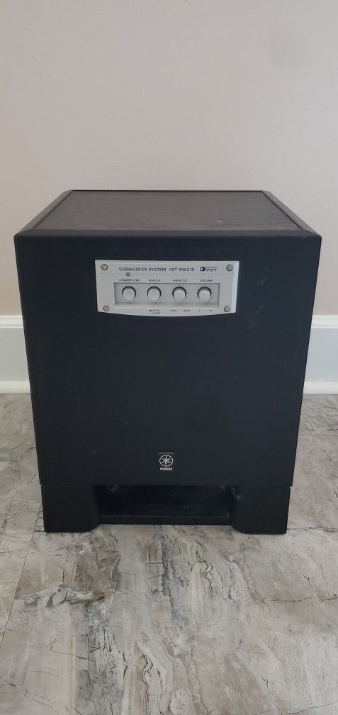 Yamaha YST-SW215 Subwoofer
