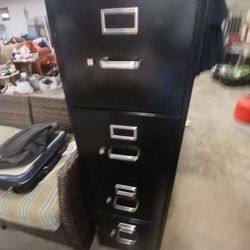 4 Drawer Filing Cabinet 