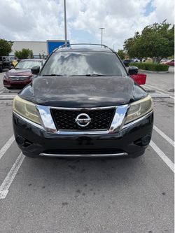 2015 Nissan pathfinder platinum