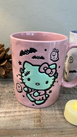 NWT Hello Kitty Halloween Mugs (Set of 2) - Mummy & Frankenstein
