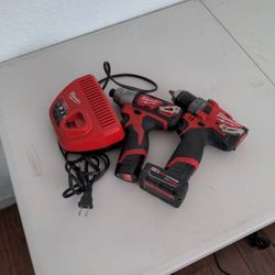 Milwaukee 12v Drill Set