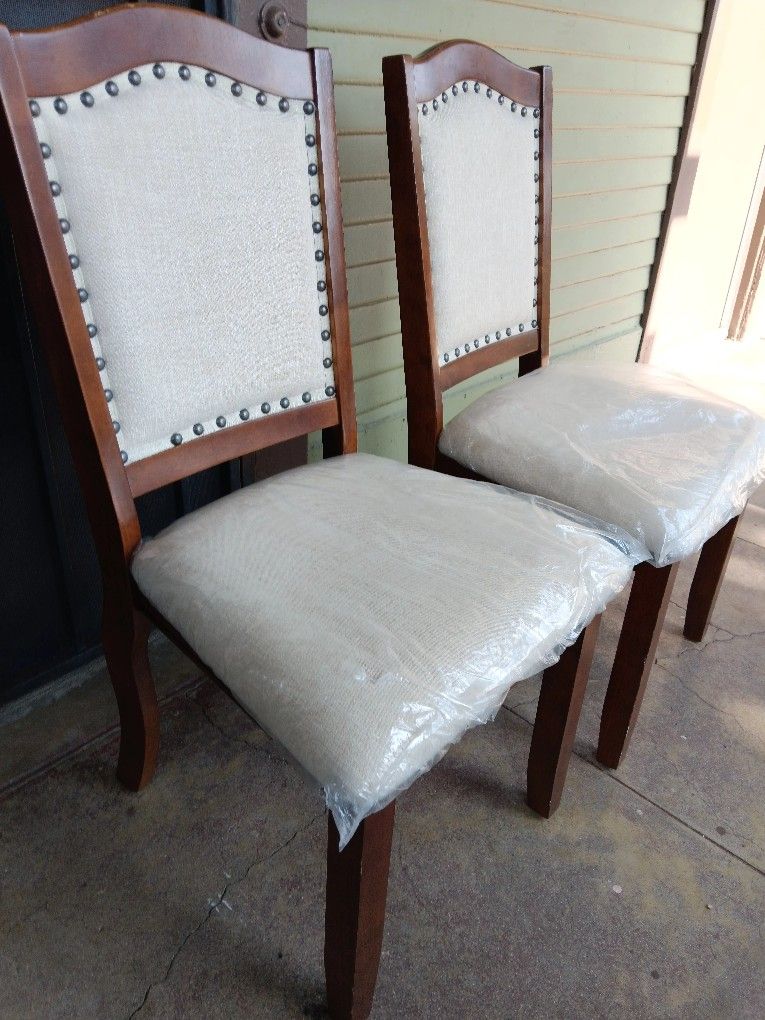2 Wooden Chairs With Cushion