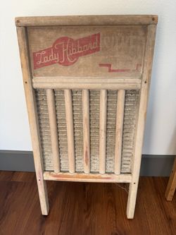 Lady Hibbard Vintage Wooden Washboard