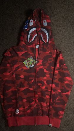 Red bape sweater L