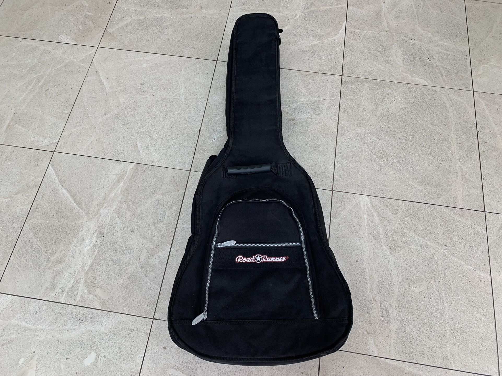 Road Runner Acoustic Guitar Case!!!