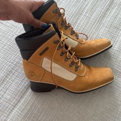 Timberland Boots (woman) 