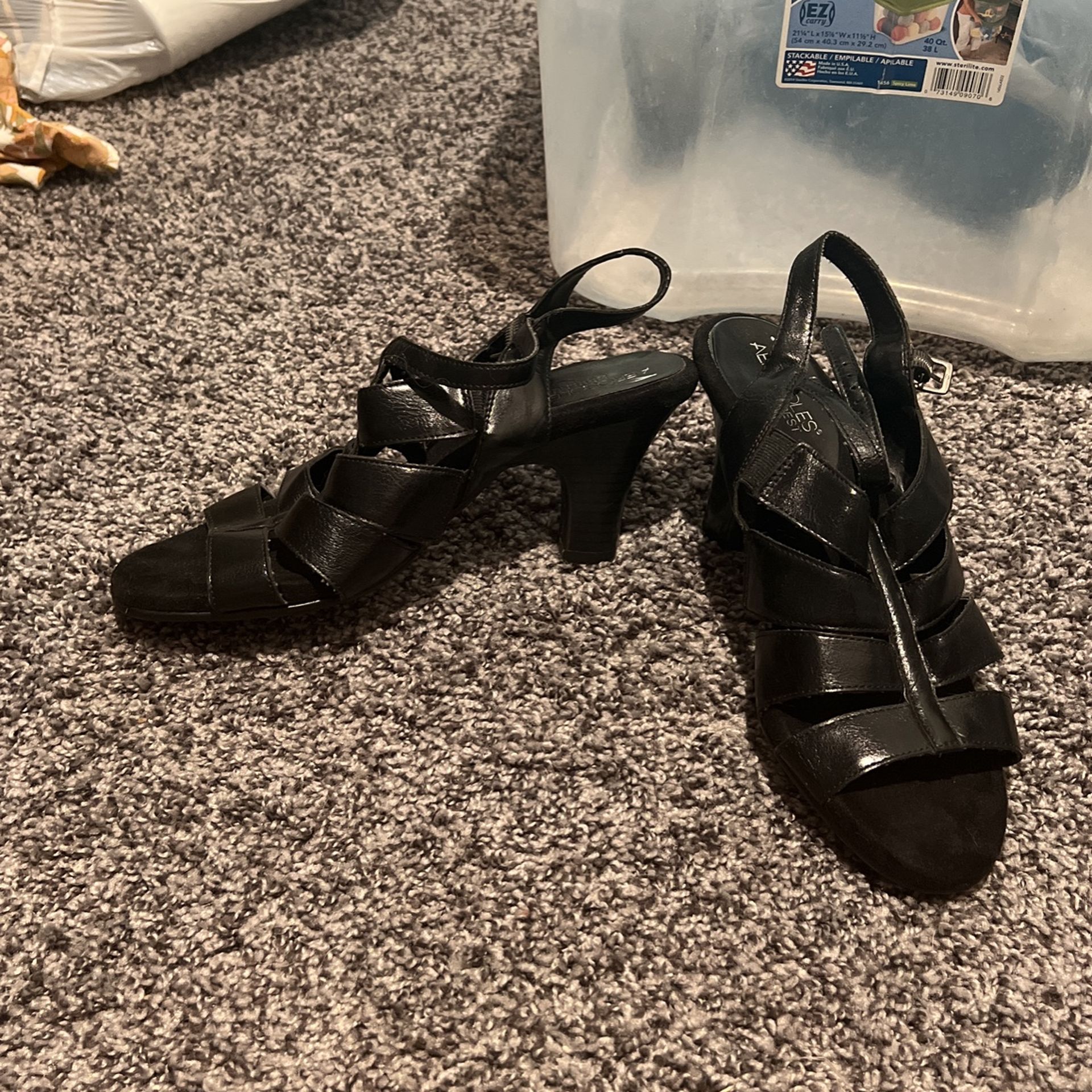 Black Shoes