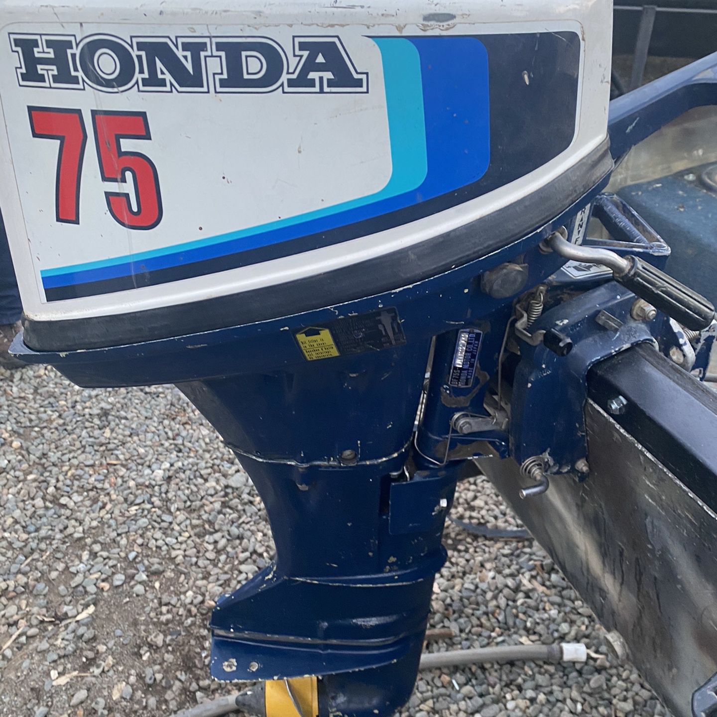 Bass Hound 10.5 + 100 Honda Motor for Sale in Hayward, CA - OfferUp