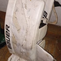 Original Factory Bauer Supreme One-9 Goalie Pads Deal