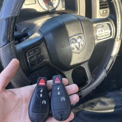 key fobs/ llaves y controles para carros 