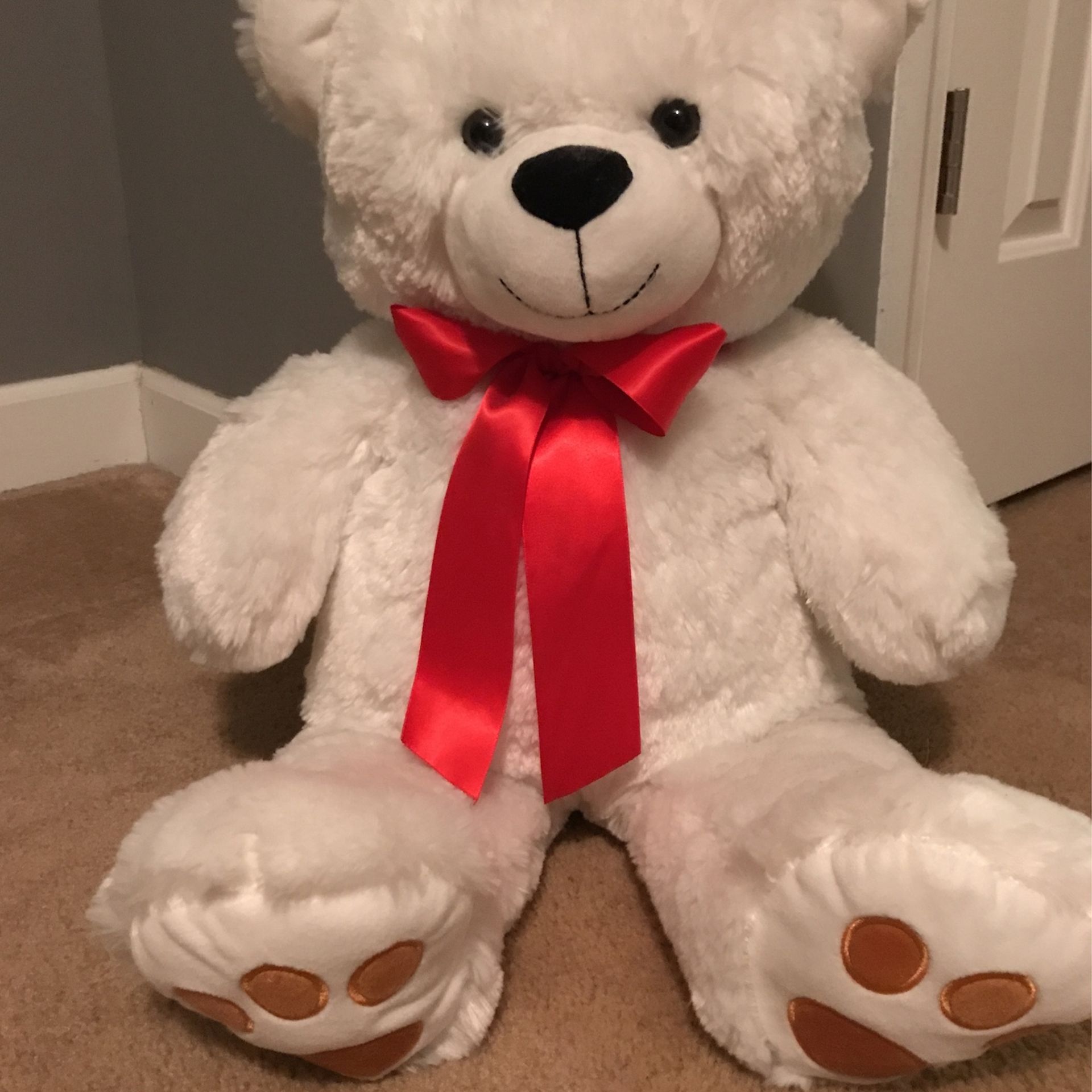 Beautiful !!! Fluffy Big White Teddy Bear !!!