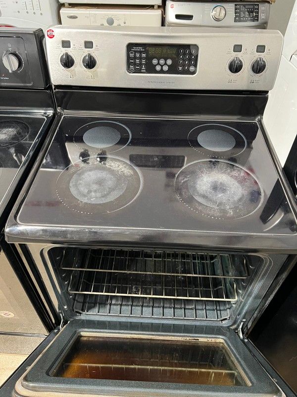 Frigidaire stove Appliances