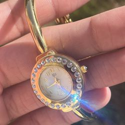 Vintage Gold Tone Bracelet Watch Jewelry Set w/ Rhinestones & Box