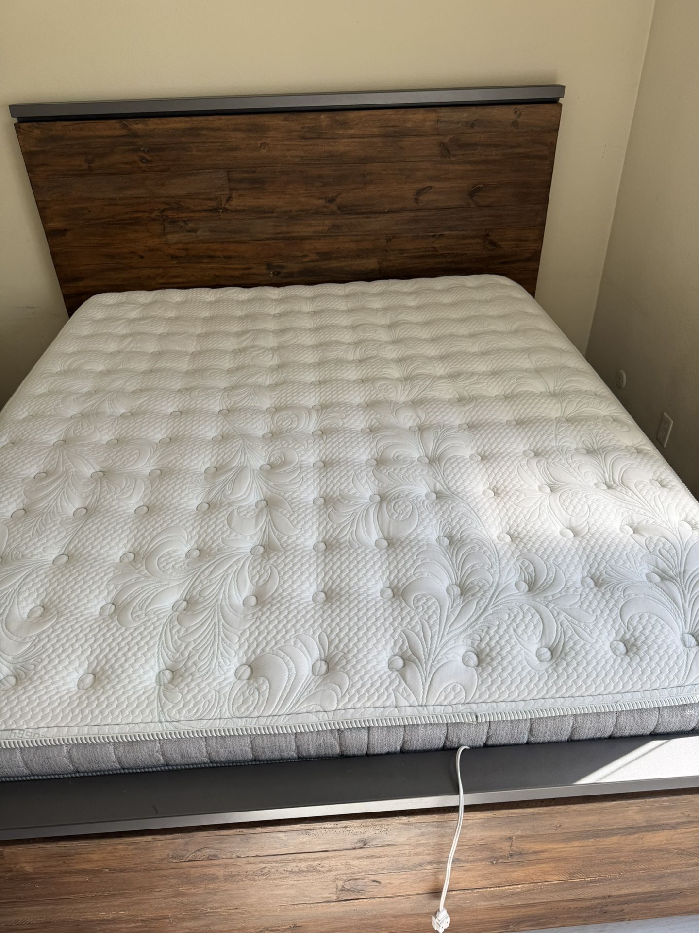 CAL KING BED WITH MATTRESS