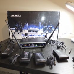 VocoPro Digital-Quad-B2 - Four Channel Wireless