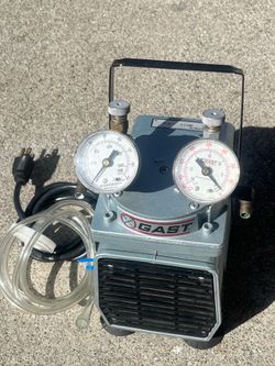 Gast DOA-P104-AA Oil-Less Diaphragm Vacuum Pressure Pump 115V 4.2A USE -
