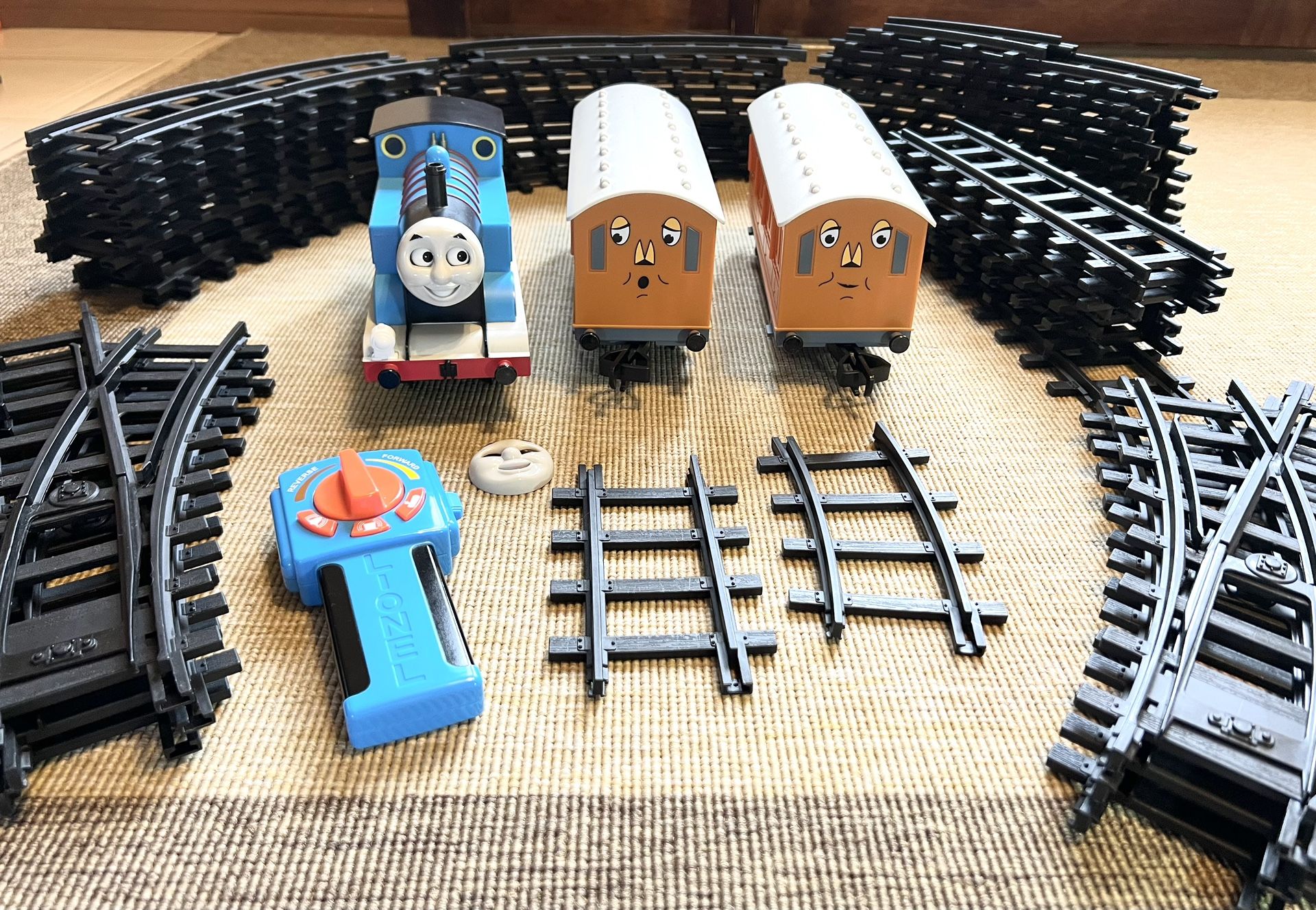 Thomas & Friends Remote Control Train Set w/ Extra Track