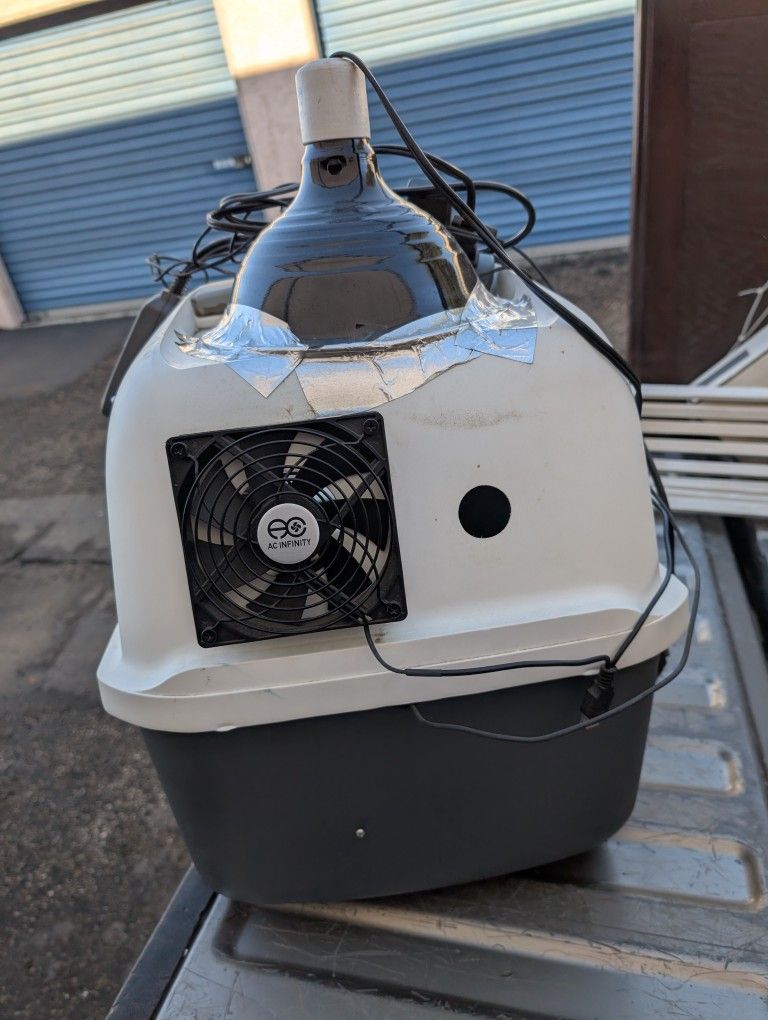 Small Animal Incubator