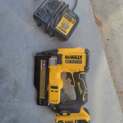 Dewalt 23 Gauge Pin Nailer Kit $150