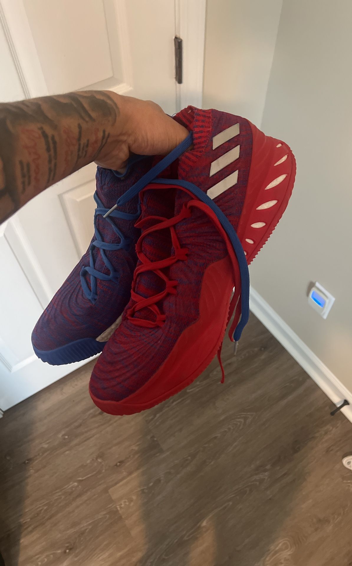 adidas gauntlet sz 15