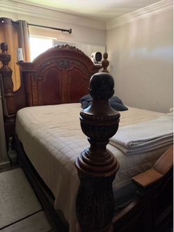 AICO BEDROOM SET