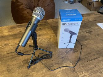 Samson Q2U USB/XLR Dynamic Microphone