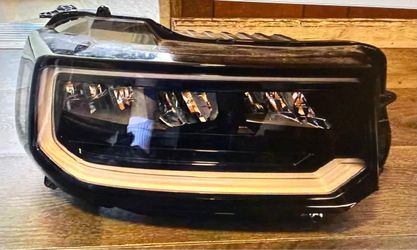 2026 Honda Passport Right headlight
