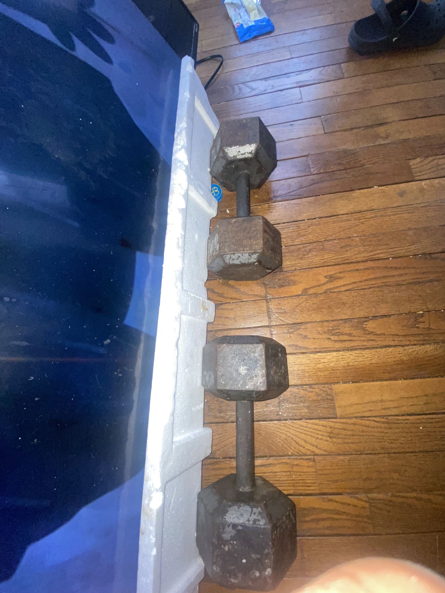 2 40 Pound Dumbbells 100$