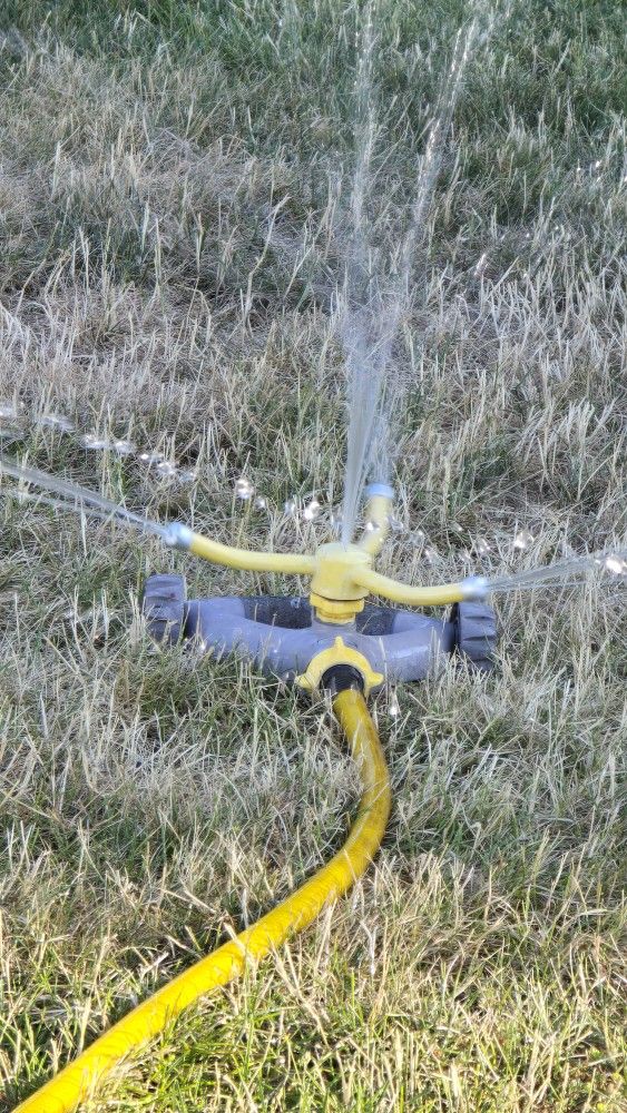 Lawn Sprinkler Spinnig Features