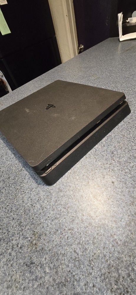 Ps4 & 8 Plus Games And Controller And Cords