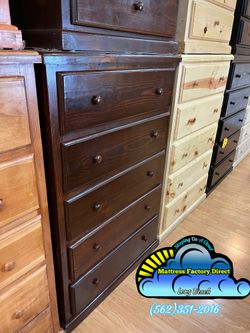 Brown pinewood dresser cajonera Comoda pino nuevo